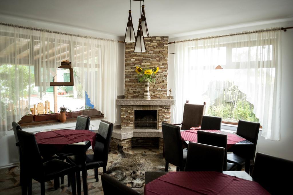 Casa Diana Ξενοδοχείο Comana Εξωτερικό φωτογραφία