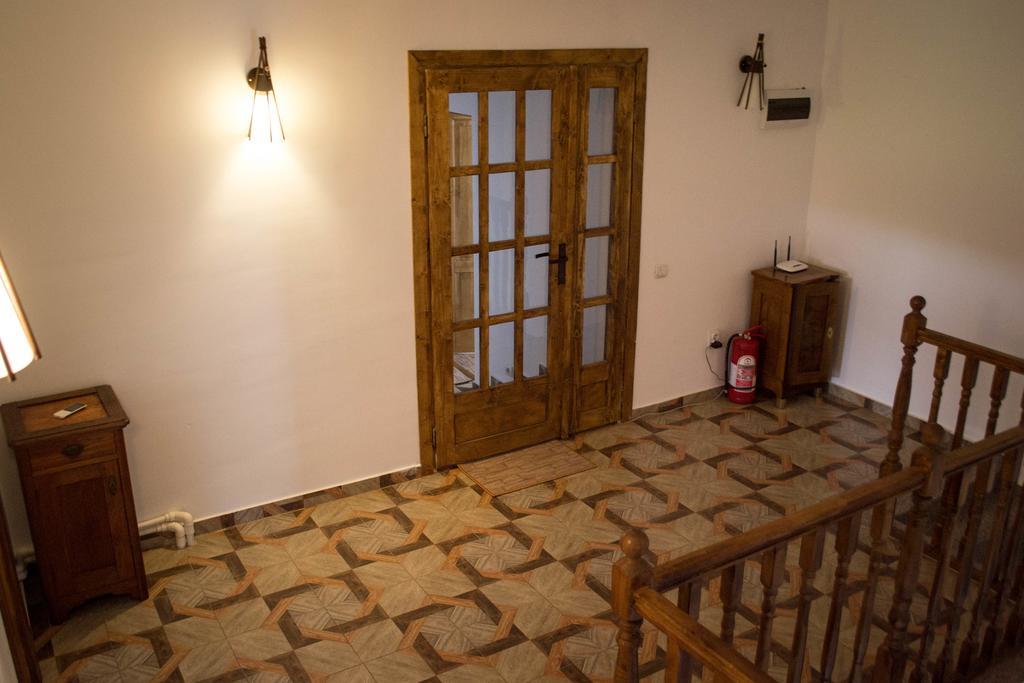 Casa Diana Ξενοδοχείο Comana Εξωτερικό φωτογραφία